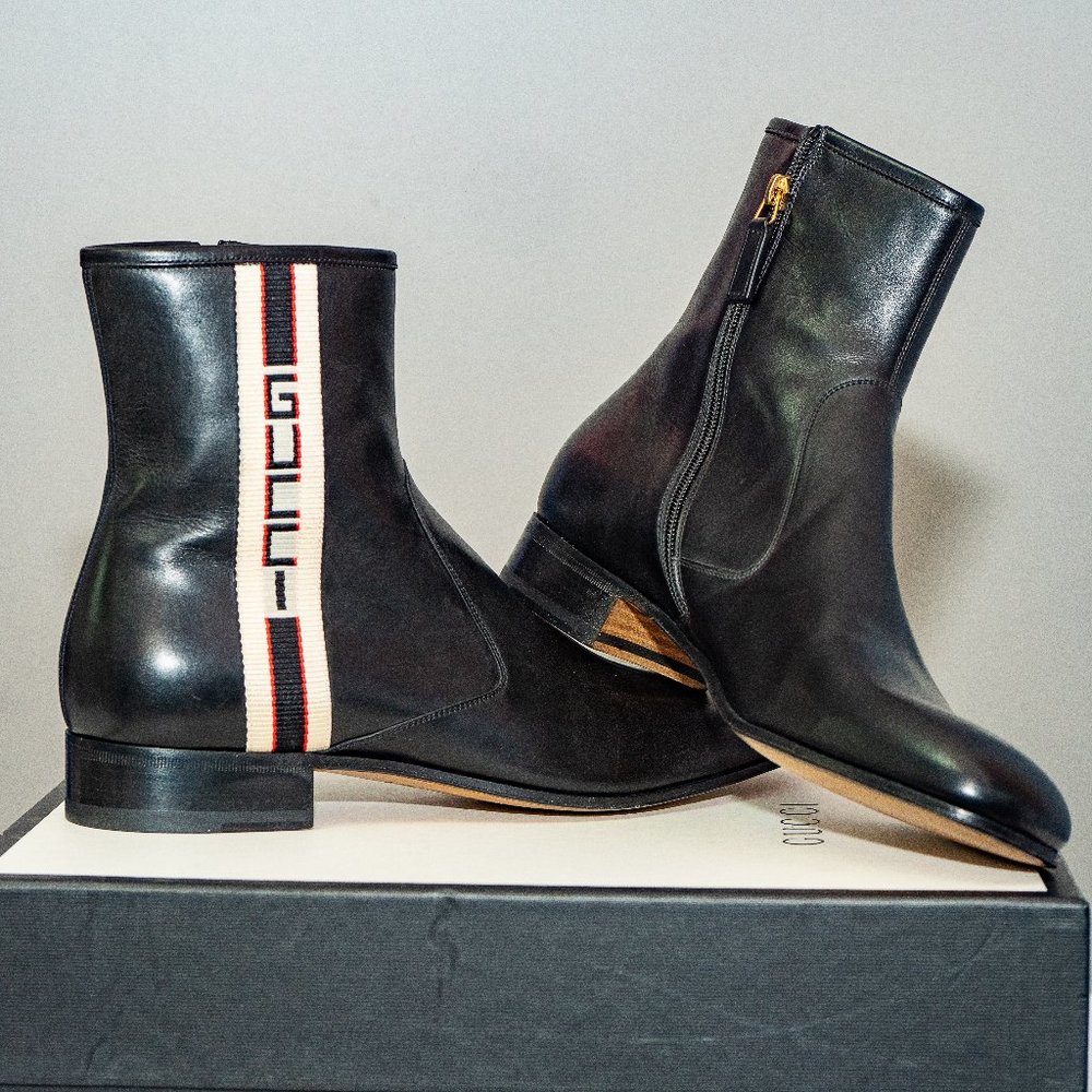 Gucci Gucci stripe leather boots
